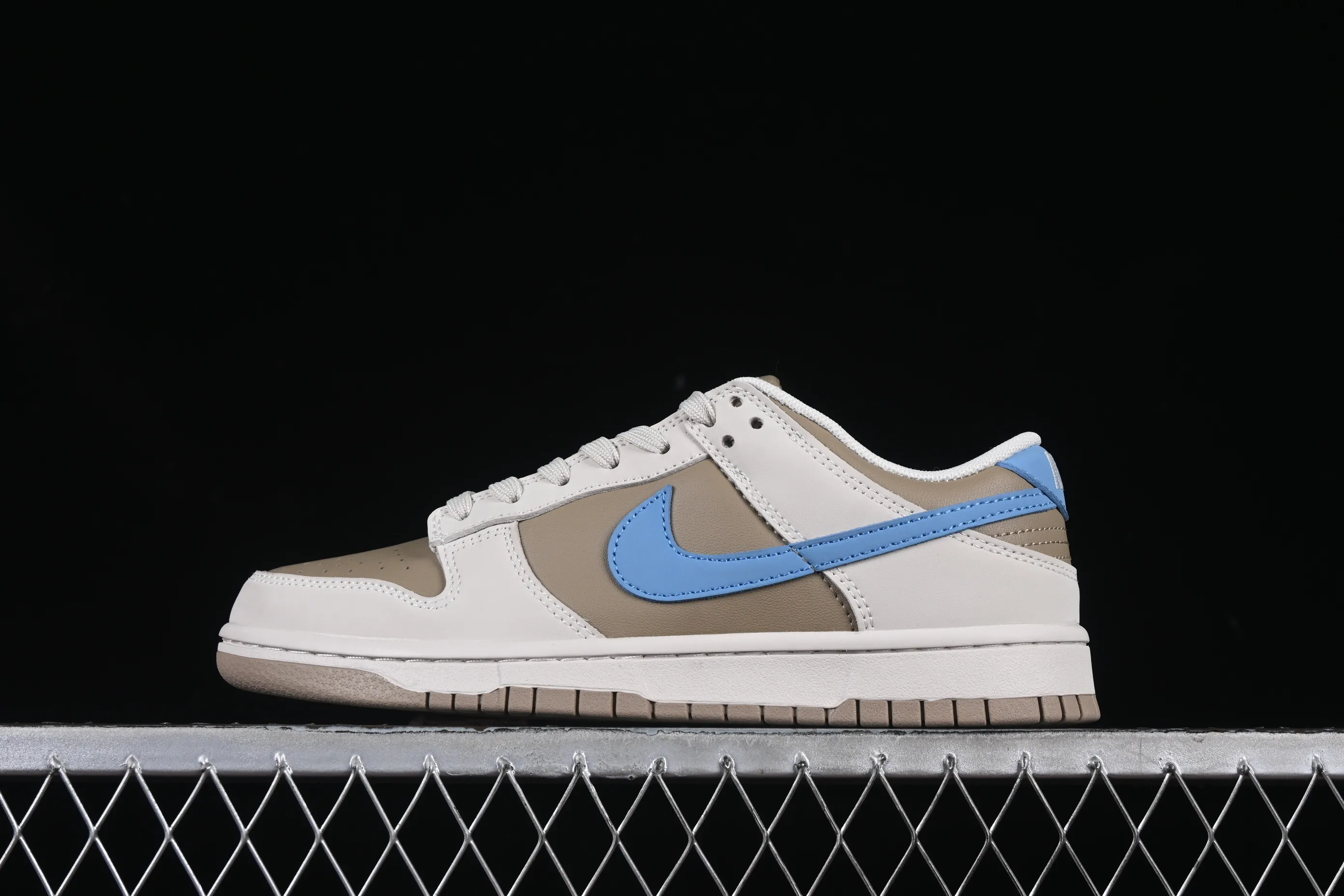 All Categories Nk SB Dunk Series Nk SB Dunk Low Low-top sneakers Nike Dunk Low Retro "Premium" Caramel milk coffee Low-top casual sneakers HQ1175-240